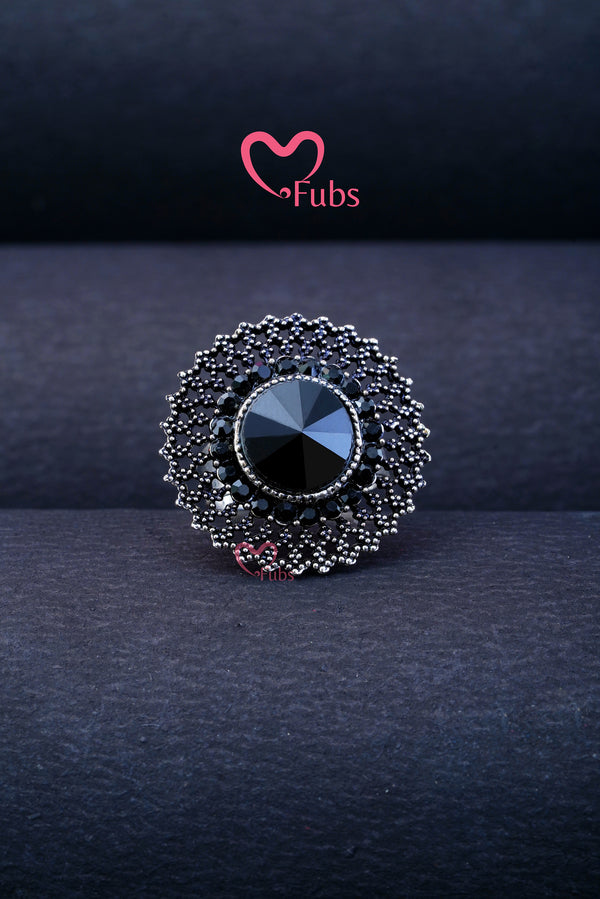 Sleek Black Stone Crest Ring
