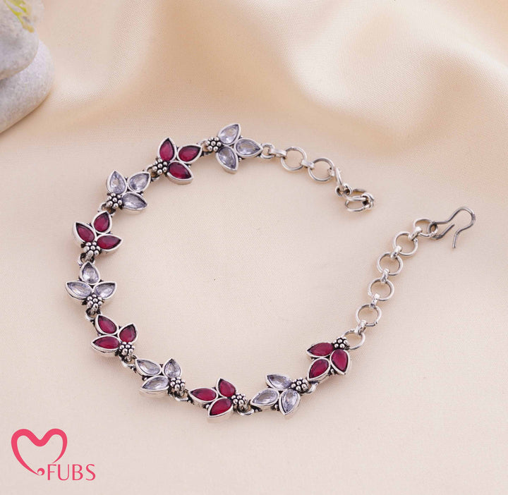 FUBS Purse of Surprises – Pink Dupatta, Jaipuri Earrings, Oxidised Kada & Bracelet