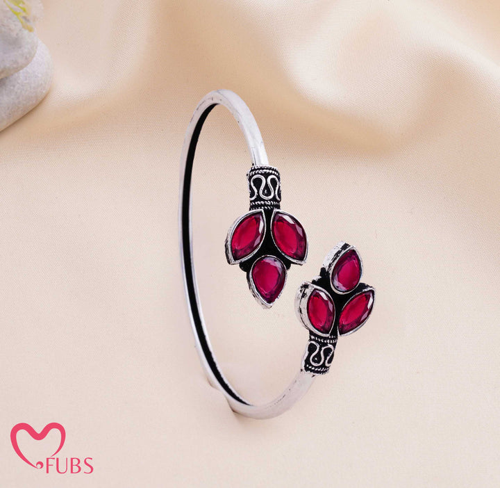 FUBS Purse of Surprises – Pink Dupatta, Jaipuri Earrings, Oxidised Kada & Bracelet