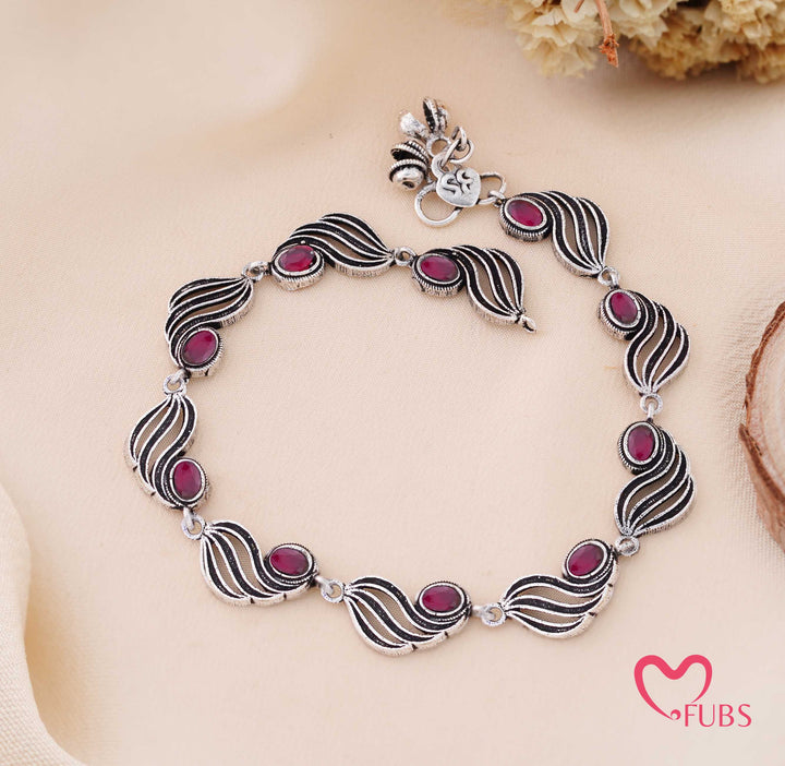 Gehno ki Peti : 9 Earrings, 5 Bracelets, 5 Rings and a Sandesh Patra in a Premium Jewelry Box