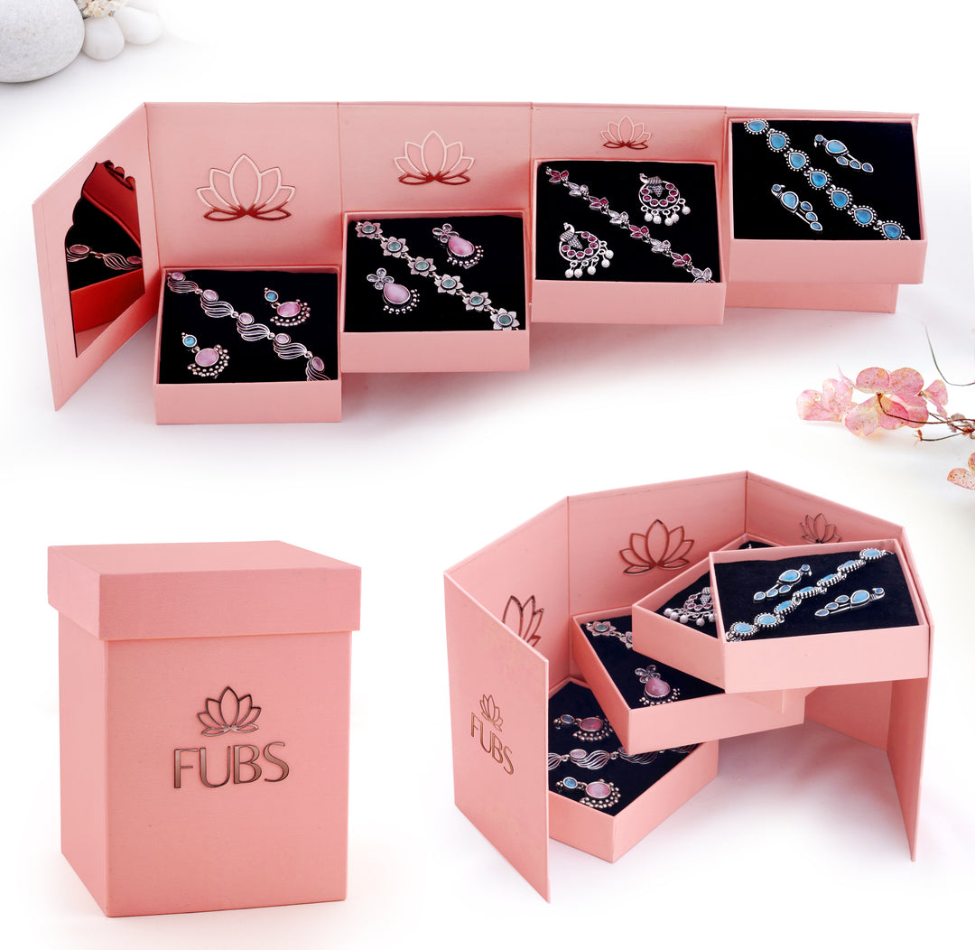 The Magic Unfold Jewelry Box - 4 Earrings & 4 Bracelets (Premium)
