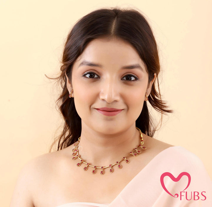 Graceful Stone Drop Necklace Set