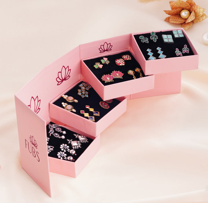 Pink Folding Mirror Box with 16 Pairs of Earrings