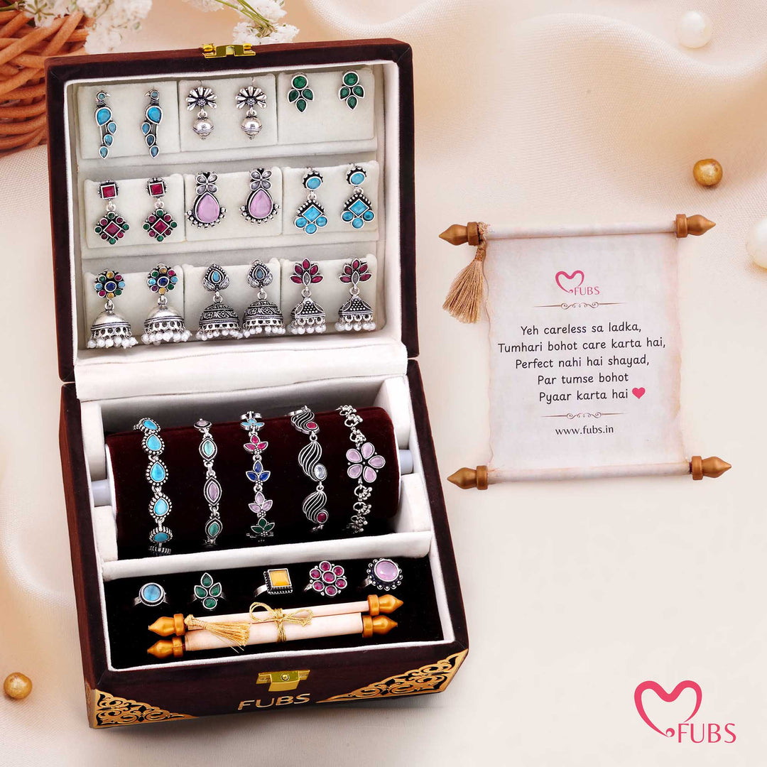 Gehno Ki Peti - Royal Velvet Jewelry Box of 9 Earrings, 5 bracelets, 5 Rings and a Sandesh Patra