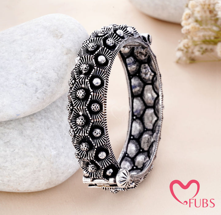 Ethnic Carved Bangle with Antique Finish
