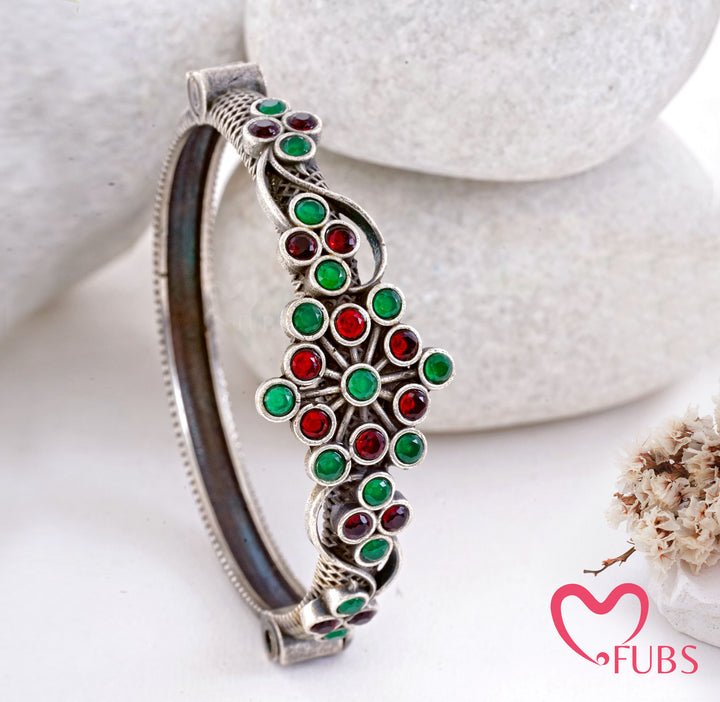Handcrafted Oxidised Floral Stone Bangle