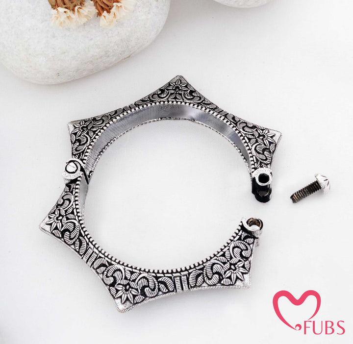 Antique Finish Angular Design Bangle