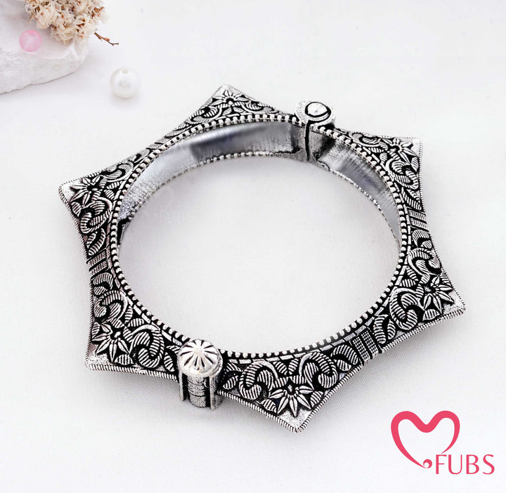Antique Finish Angular Design Bangle