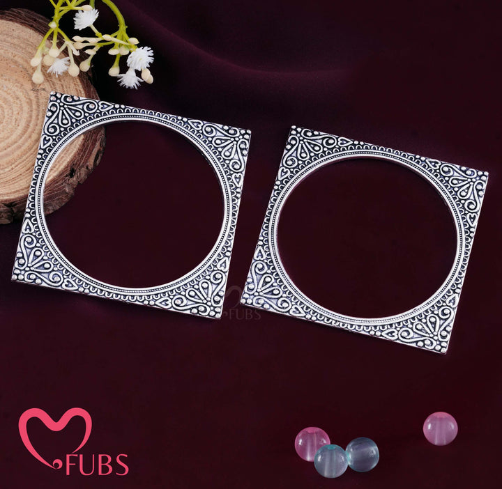 Intricately Carved Oxidised Bangles