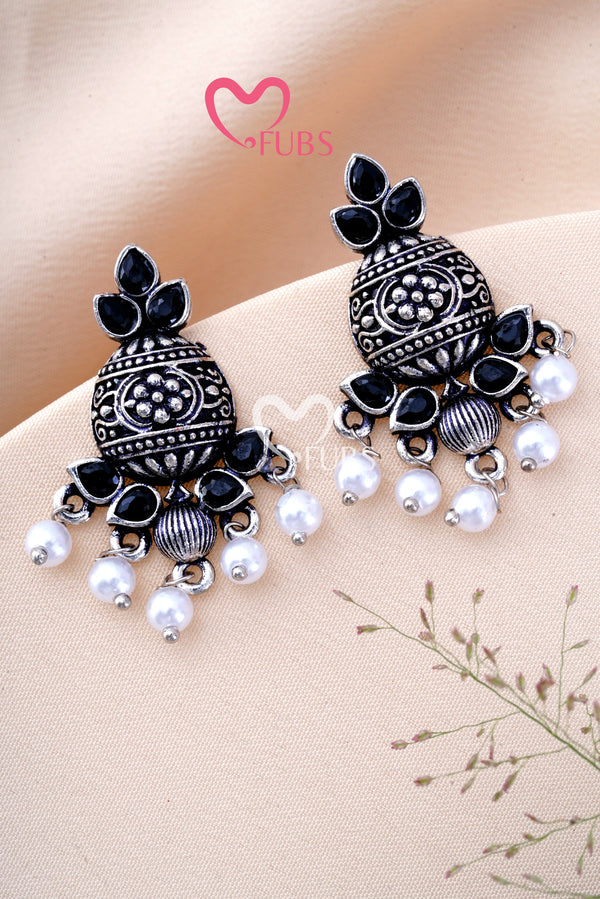 Shreefal Kundan Fusion Oxidized Earrings