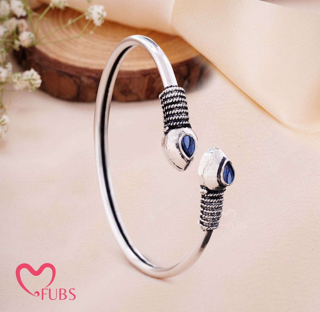 Oxidized Adjustable Kada Bracelet with Snakehead Design