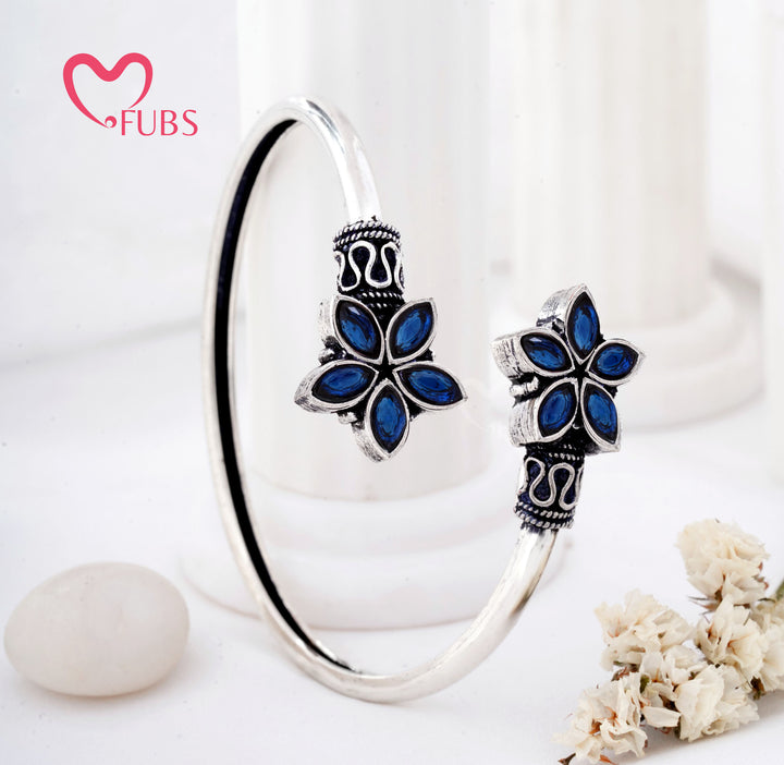 Antique Silver Flower Bracelet