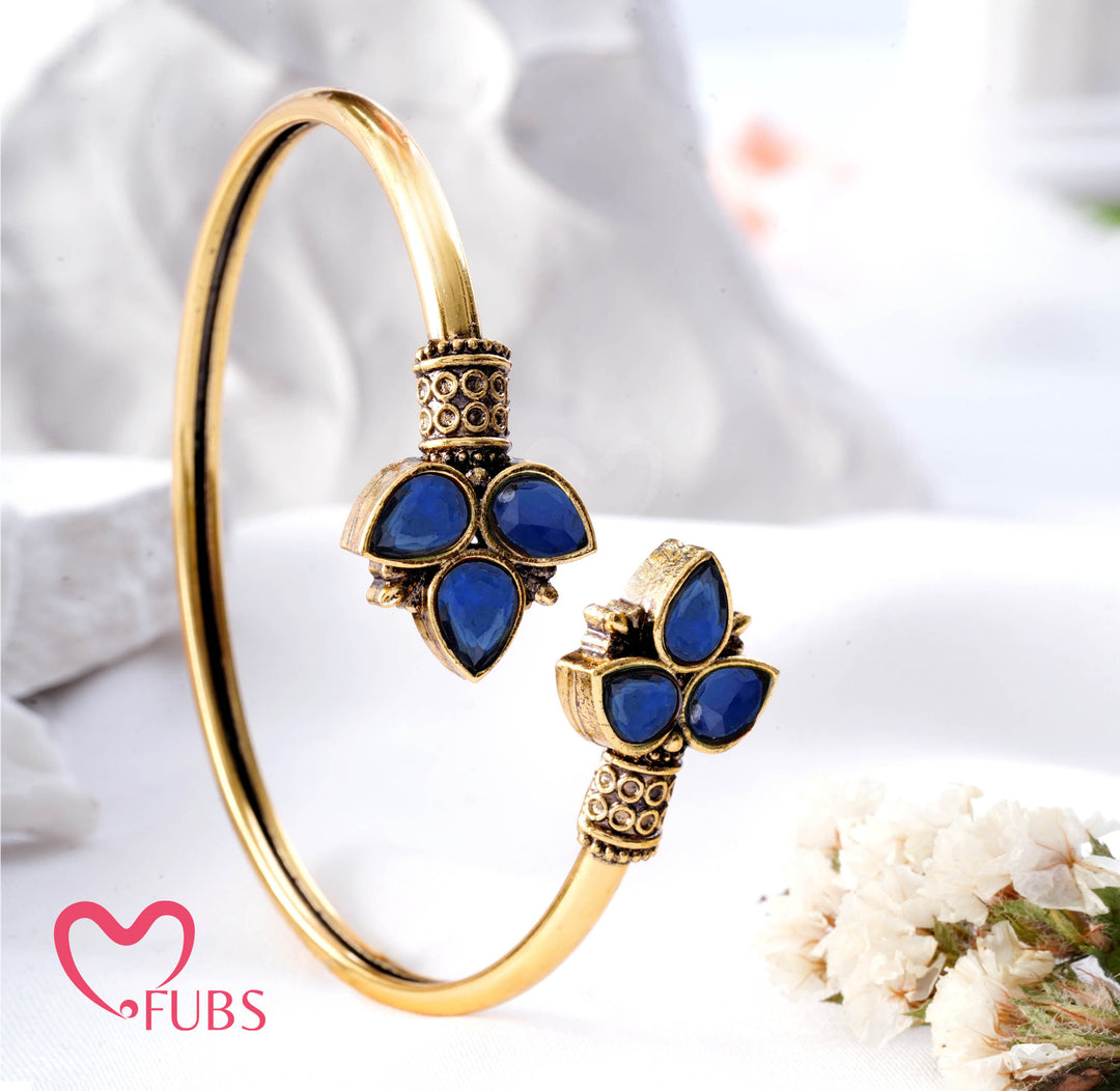 Royal Petals Bracelet
