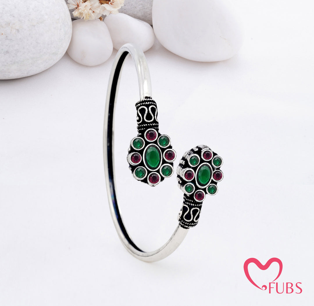 Oxidised Floral Cluster Bracelet with Ethnic Elegance