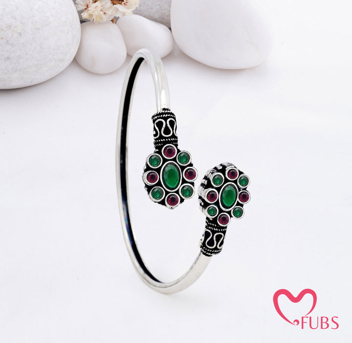 Oxidised Floral Cluster Bracelet with Ethnic Elegance