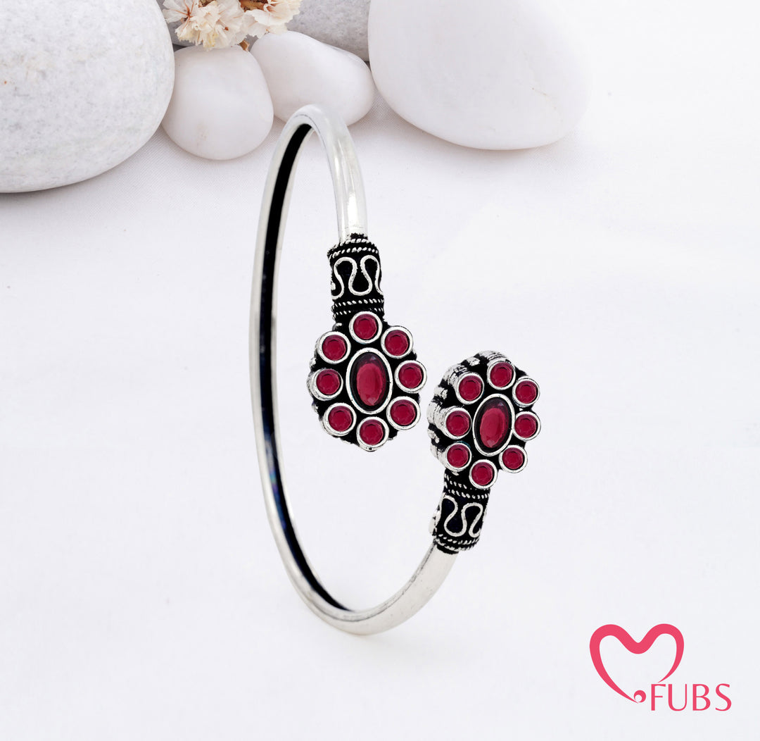 Oxidised Floral Cluster Bracelet with Ethnic Elegance