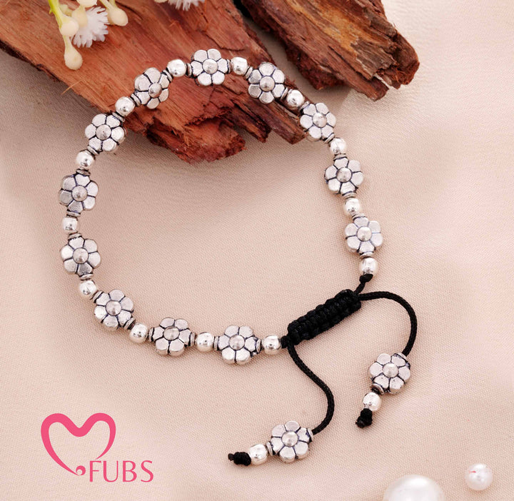 Oxidized Beaded Bracelet with Floral Detailing