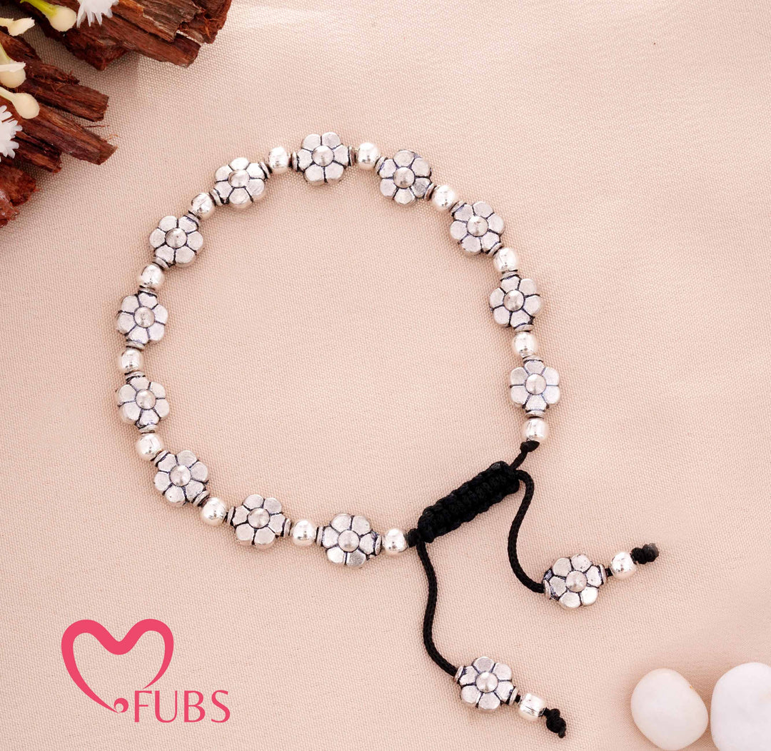 Oxidized Beaded Bracelet with Floral Detailing