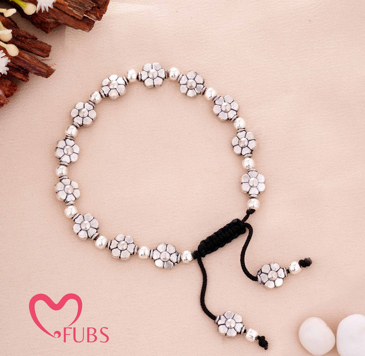 Oxidized Beaded Bracelet with Floral Detailing