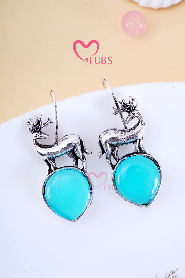 Deer Beauty Oxidized Ear Dangles