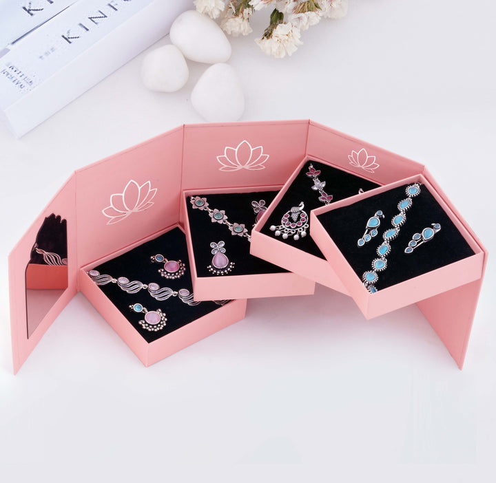 The Magic Unfold Jewelry Box - 4 Earrings & 4 Bracelets (Premium)