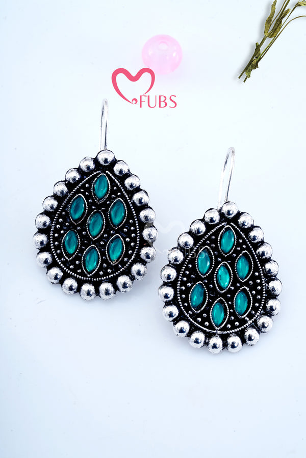 Mystical Aura Kundan Earrings