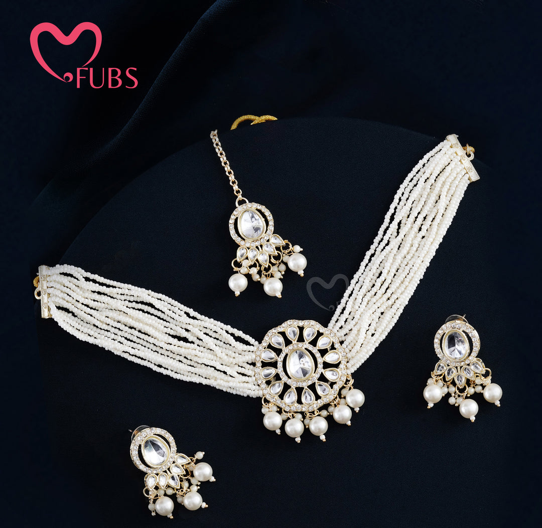 Traditional Kundan & Pearl Bridal Choker Set with Maang Tikka