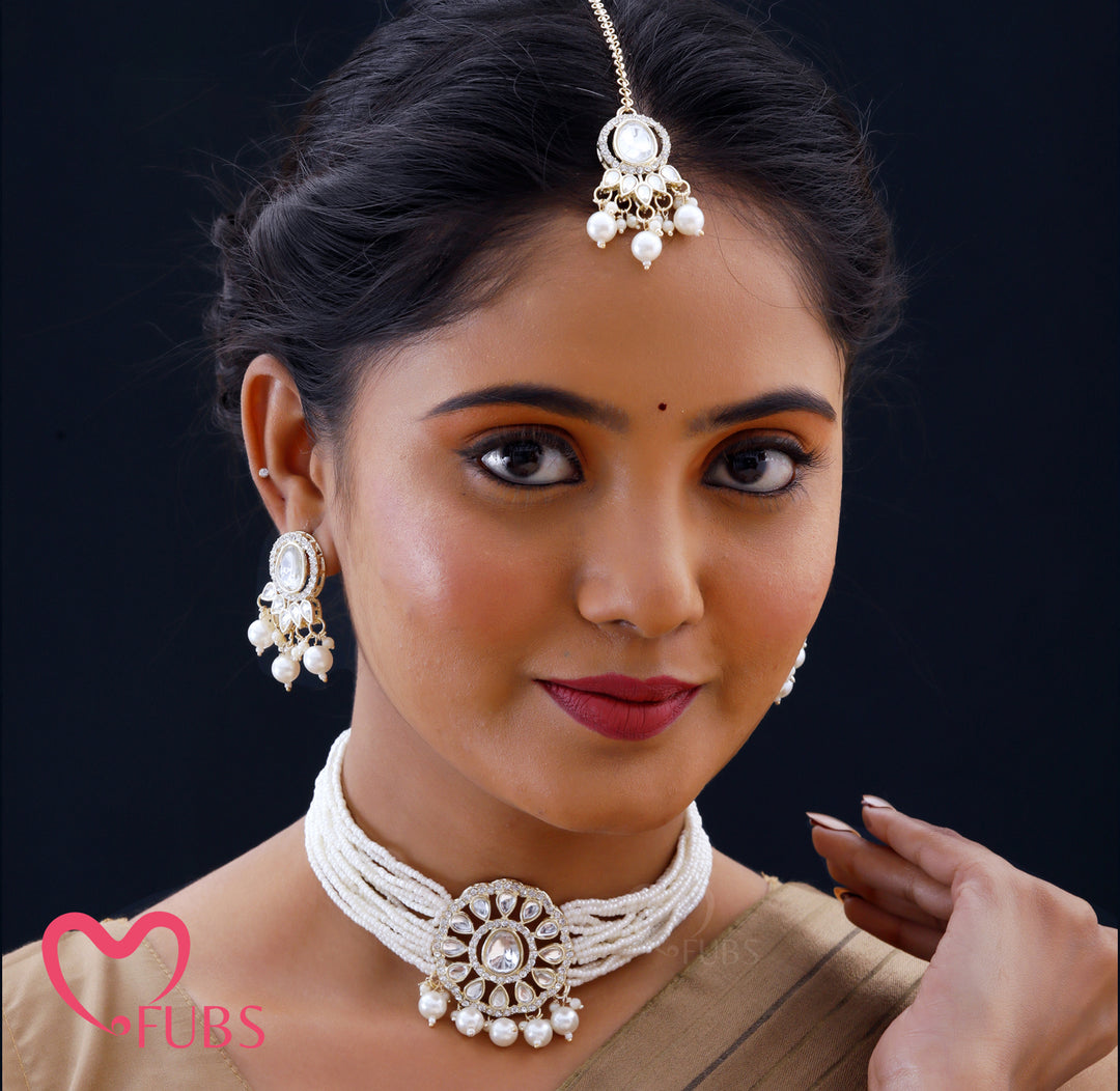 Traditional Kundan & Pearl Bridal Choker Set with Maang Tikka