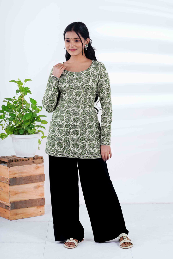 Botanical Leaf Print Kurti with Petite Oxidized Studs