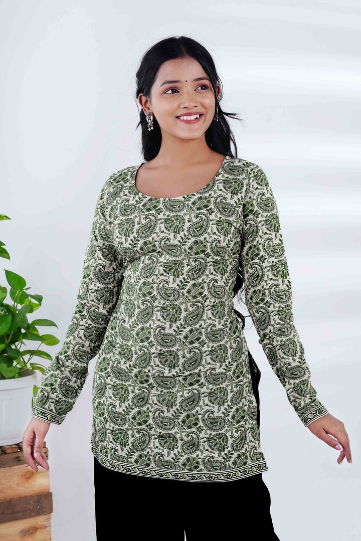 Botanical Leaf Print Kurti with Petite Oxidized Studs