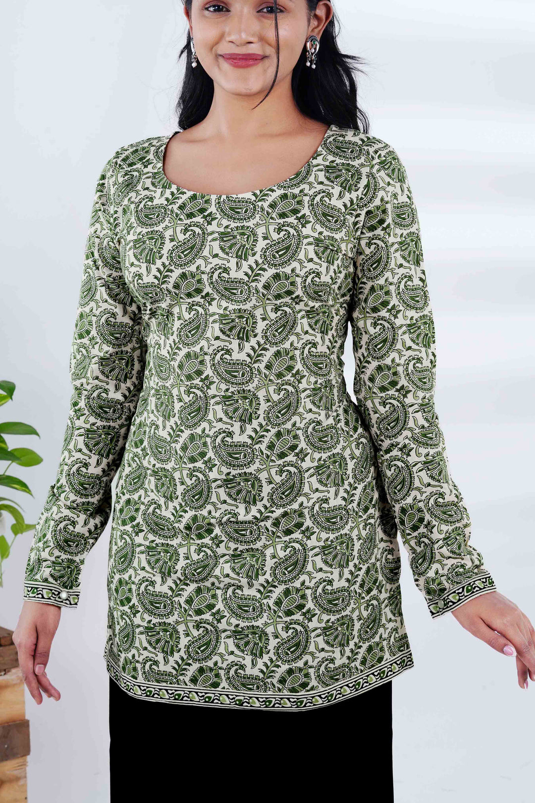 Botanical Leaf Print Kurti with Petite Oxidized Studs