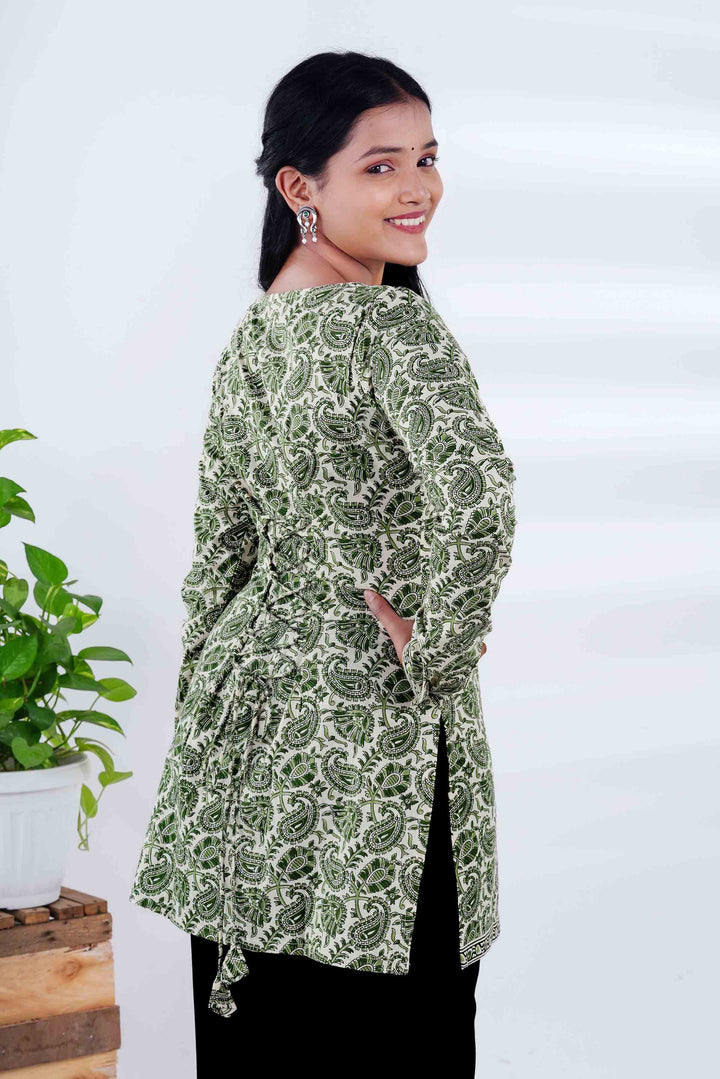 Botanical Leaf Print Kurti with Petite Oxidized Studs