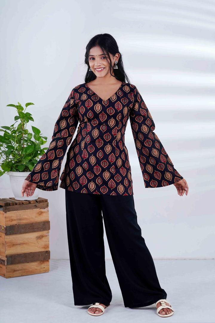 Drop Leaf Bell Sleeves Kurti with Vintage Dome Jhumkas
