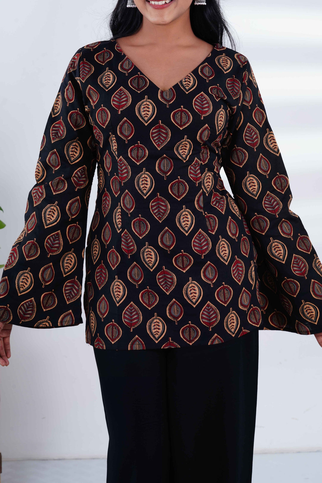 Drop Leaf Bell Sleeves Kurti with Vintage Dome Jhumkas