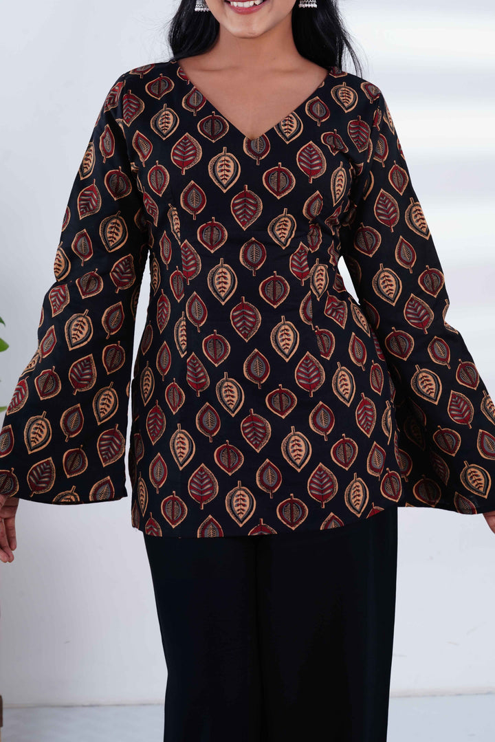 Drop Leaf Bell Sleeves Kurti with Vintage Dome Jhumkas