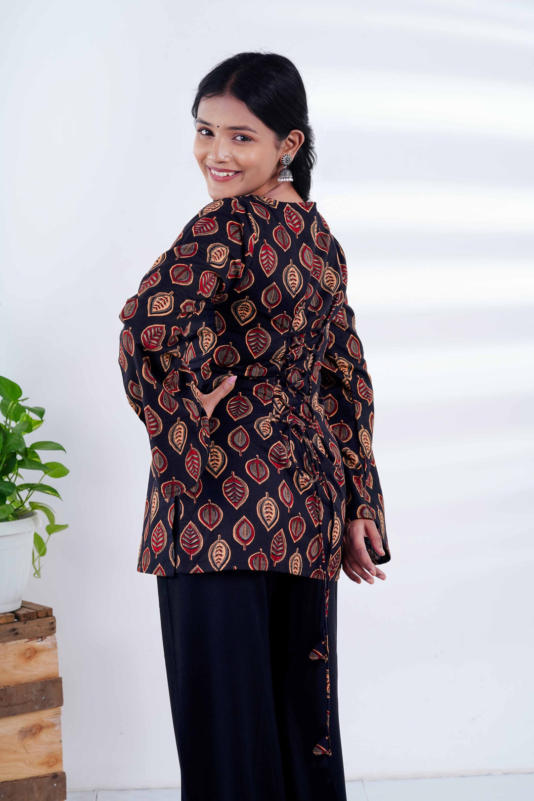 Drop Leaf Bell Sleeves Kurti with Vintage Dome Jhumkas