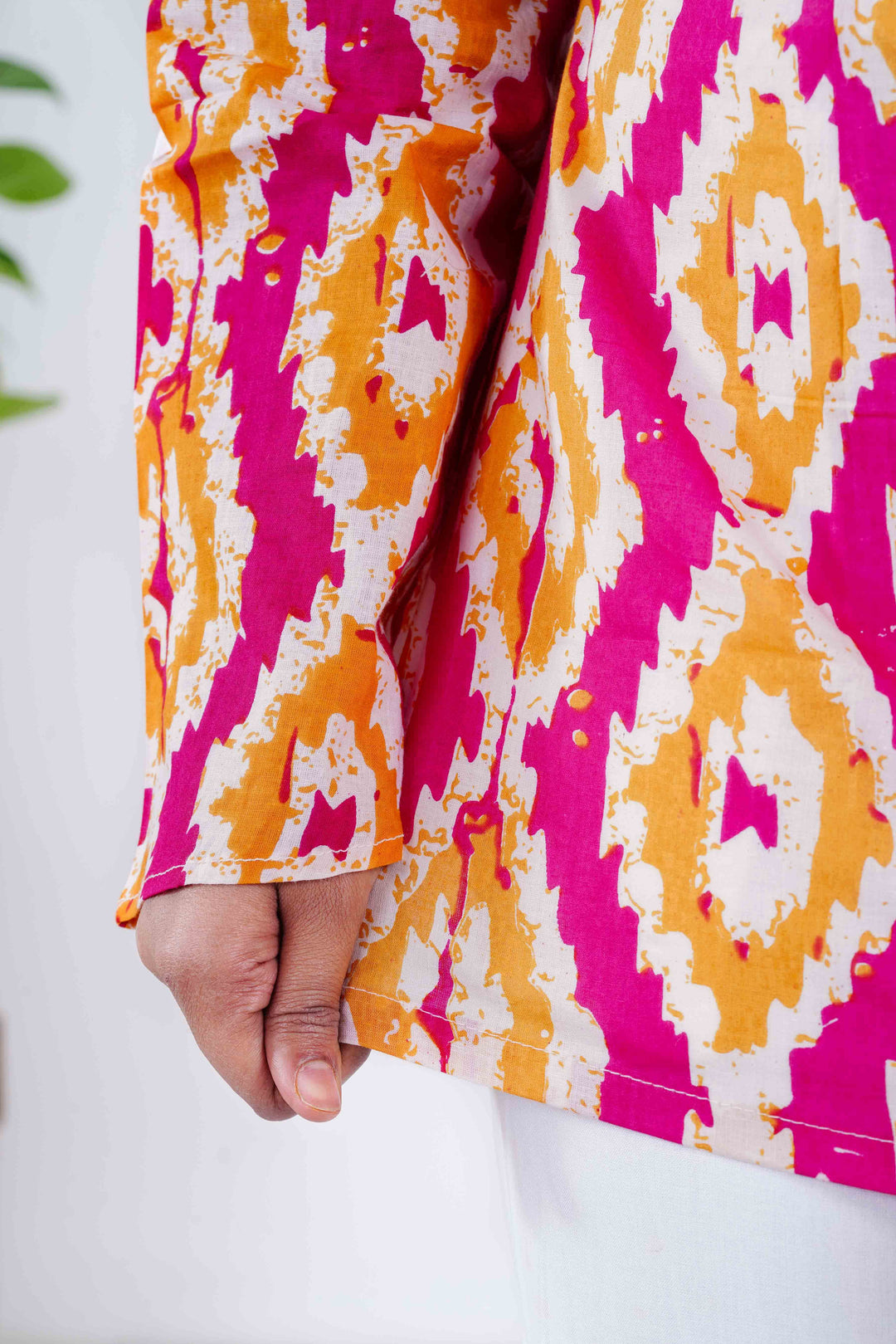 Geometric Bell Sleeves Kurti with Jaipuri Oxidized Earrings