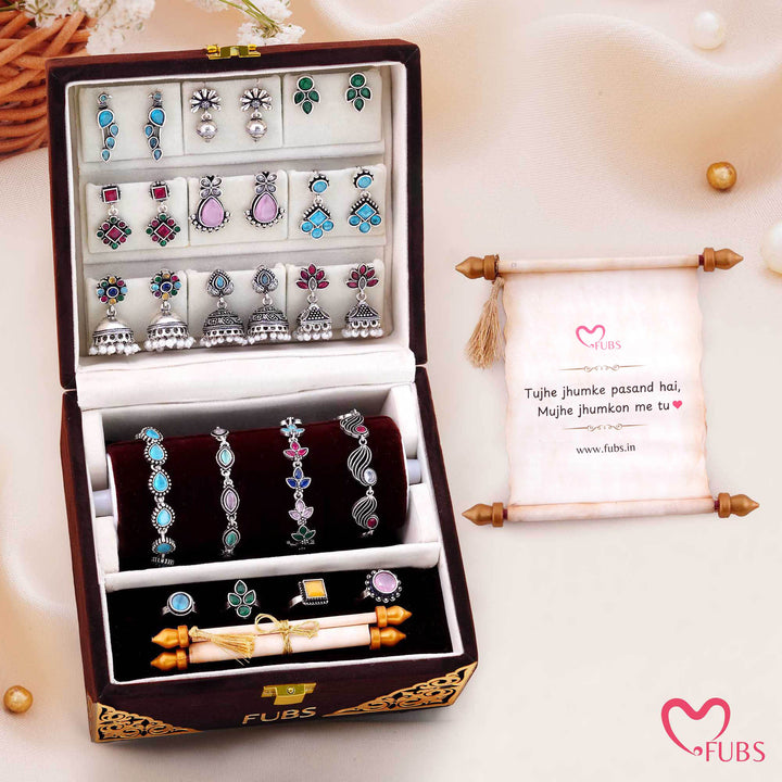 Gehno Ki Peti - Royal Velvet Jewelry Box of 9 Earrings, 4 Bracelets, 4 Rings and a Sandesh Patra