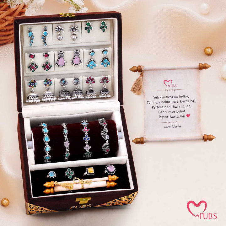 Gehno Ki Peti - Royal Velvet Jewelry Box of 9 Earrings, 4 Bracelets, 4 Rings and a Sandesh Patra