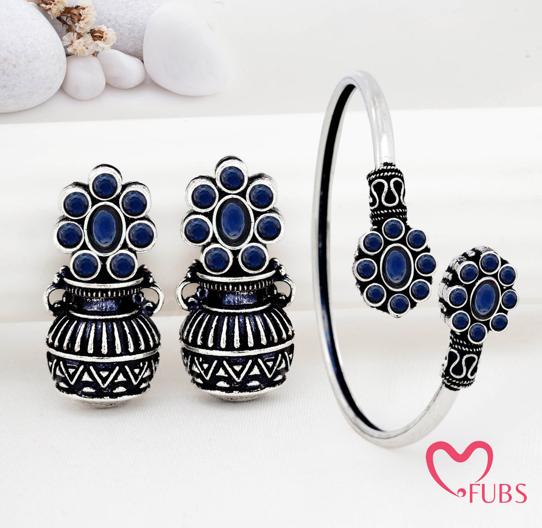 Antique Floral Stone Bracelet & Earrings Combo