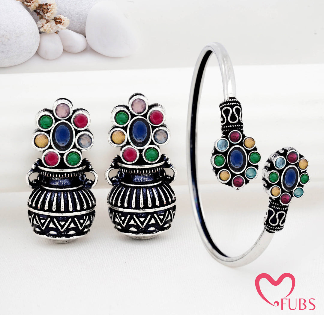 Antique Floral Stone Bracelet & Earrings Combo