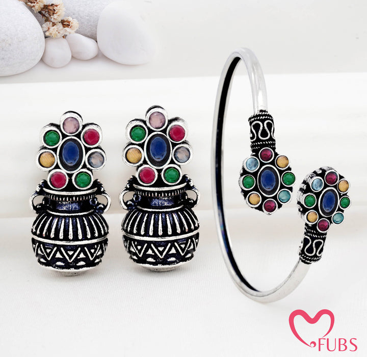 Antique Floral Stone Bracelet & Earrings Combo