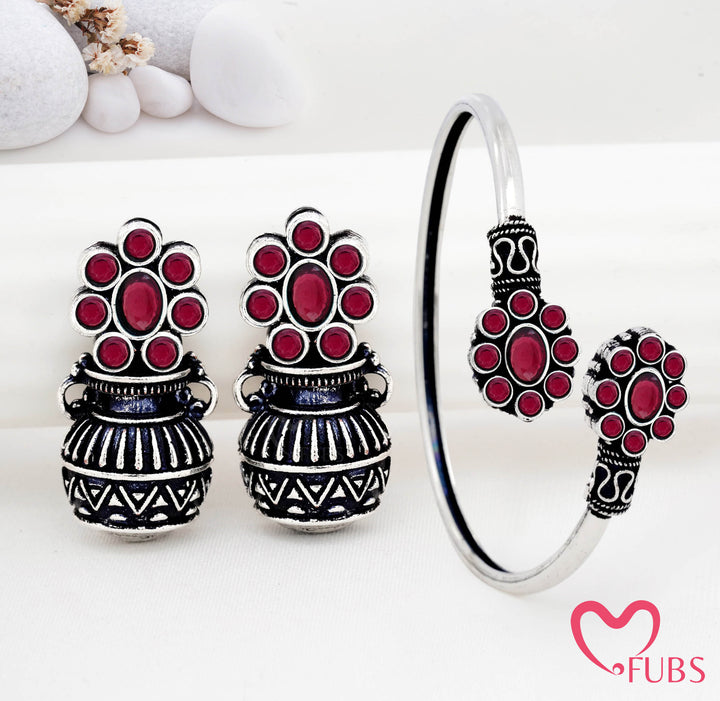 Antique Floral Stone Bracelet & Earrings Combo