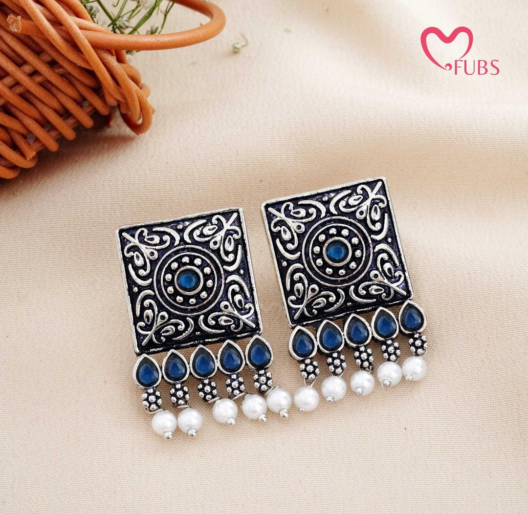 Aesthetic Oxidised Square Stud Earrings with Filigree