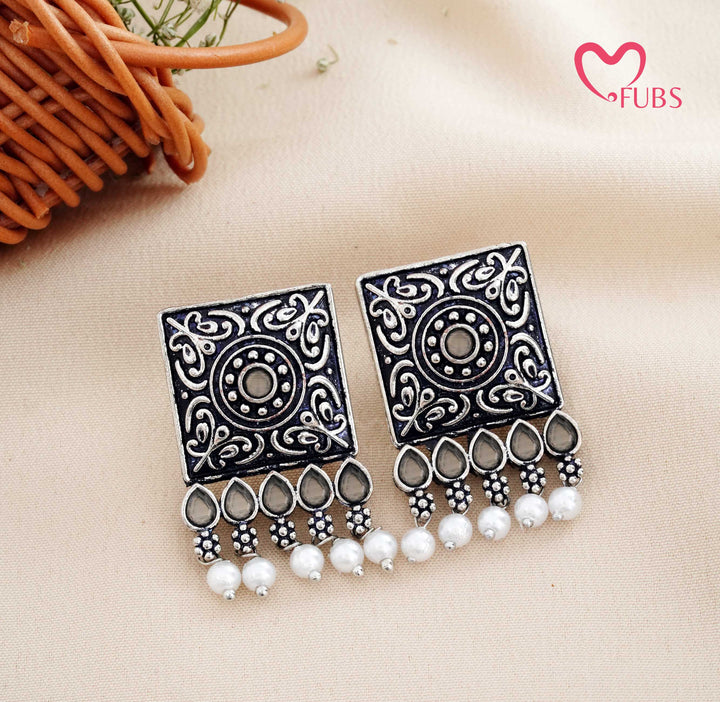 Aesthetic Oxidised Square Stud Earrings with Filigree