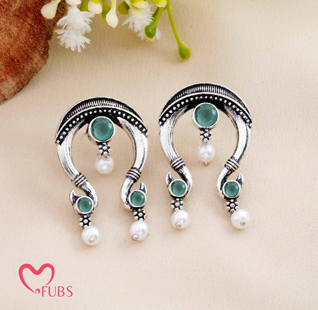 Aesthetic Oxidized Horseshoe Studs with Stone & Pearl Drops