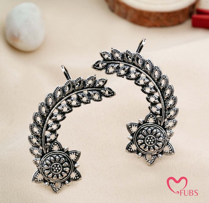 Traditional Oxidized Leaf Climber Ear Cuff with Floral Stud