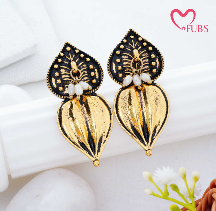 Traditional Oval Studs with Luminous White Stones (Golden)