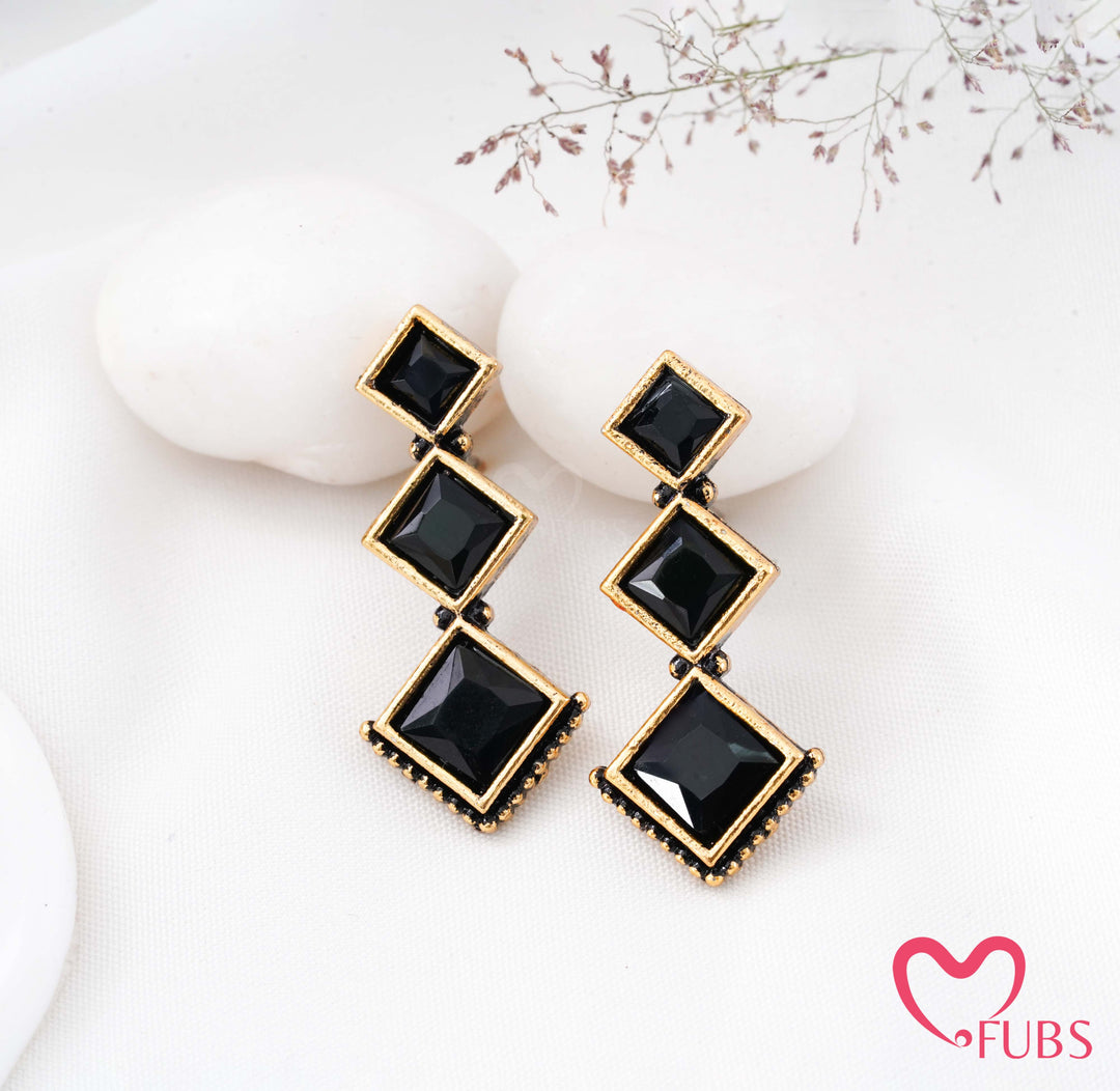 Royal Square Earrings (Golden)
