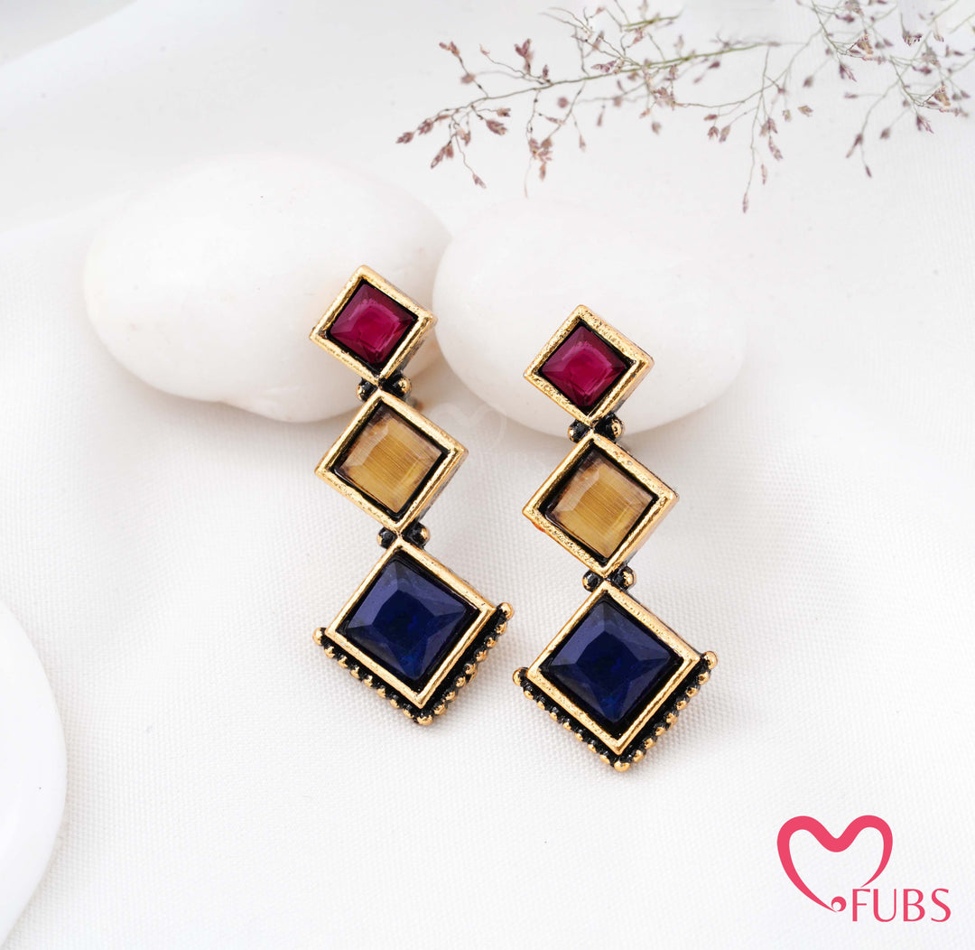 Royal Square Earrings (Golden)